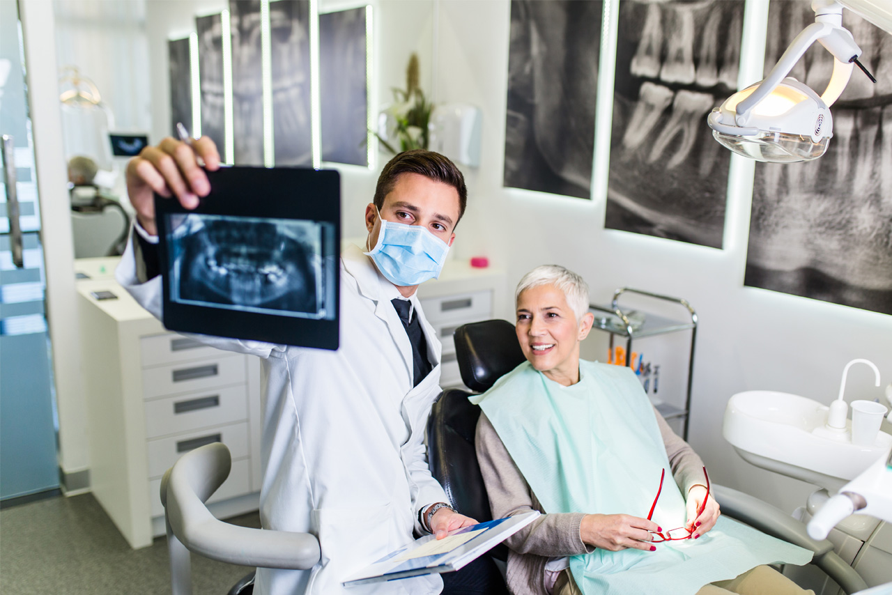 02-dentist-patient